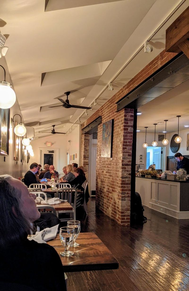 The Chef Who Comes Out to Say Hello