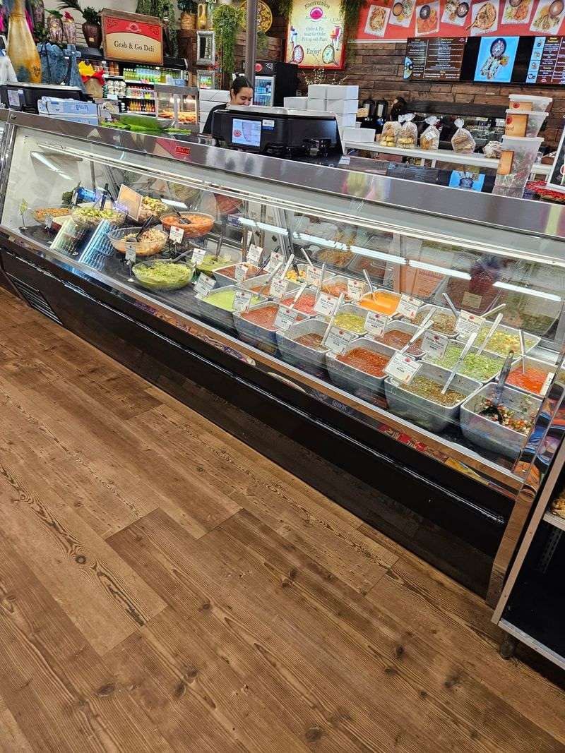 The Deli Wall That Turns Taco Night Into a Breeze