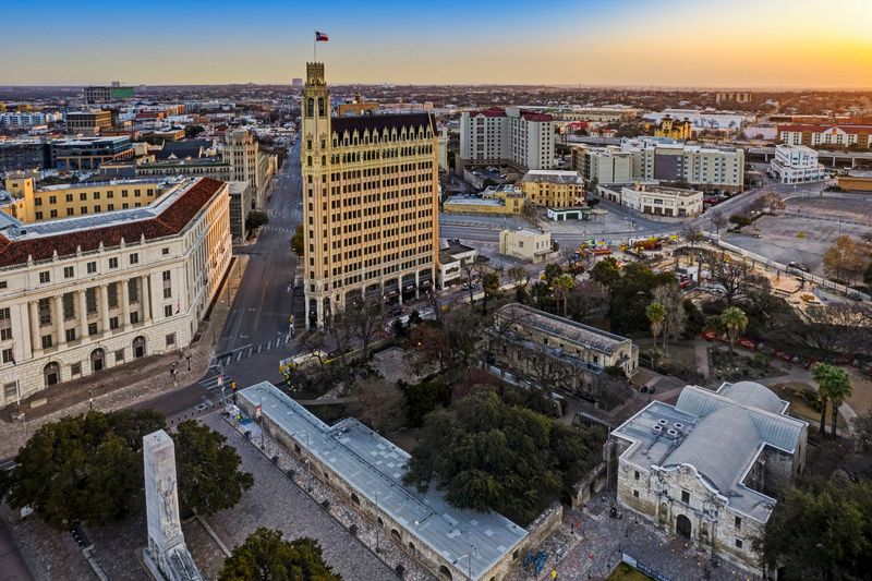 The Emily Morgan Hotel, San Antonio, Texas The Emily Morgan Hotel, San Antonio, Texas
