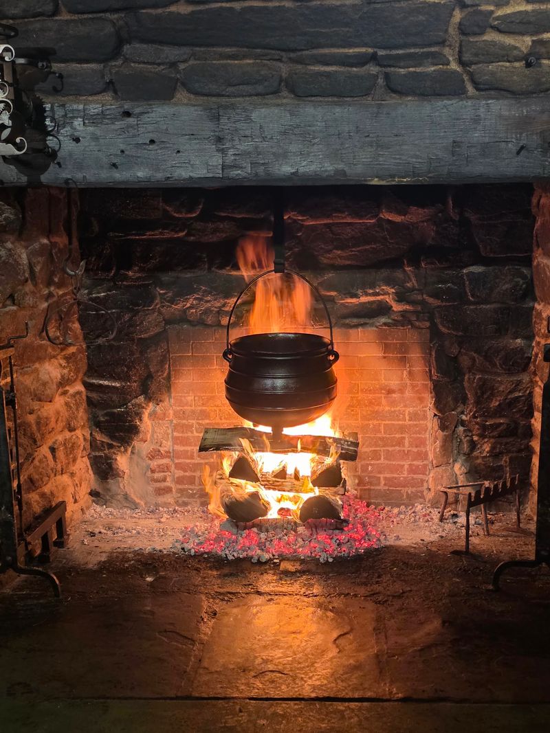 The Fireplace Feast That Turns Dinner Into A Night Out The Fireplace Feast That Turns Dinner Into A Night Out