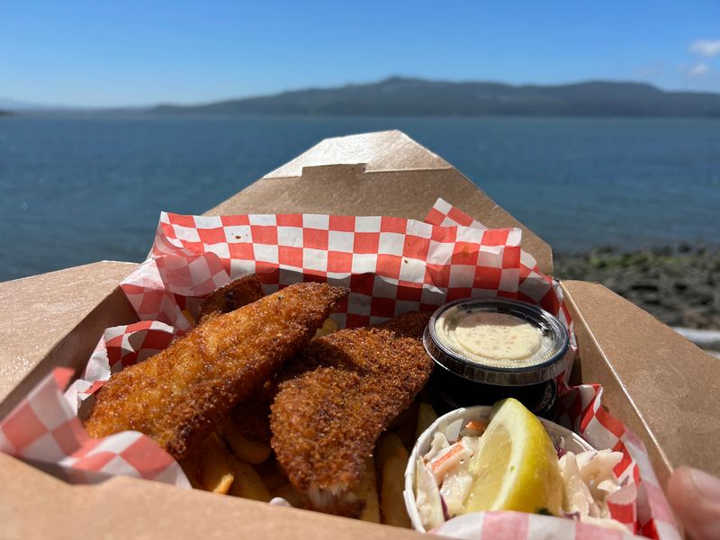 The Fish Peddler Bay City, Bay City, OR