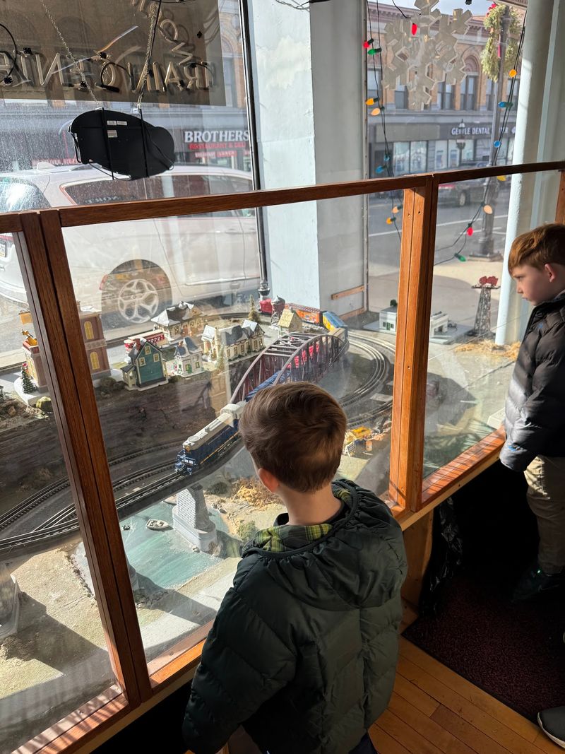 The Front Window Railroad