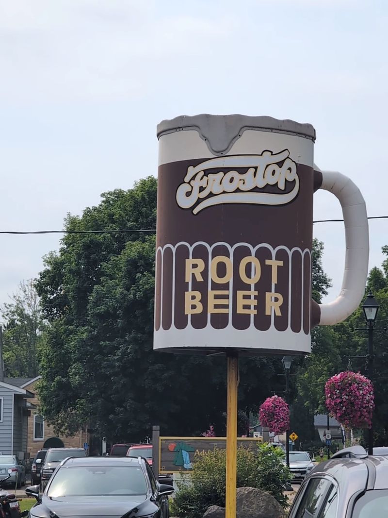 The Giant Spinning Root Beer Mug The Giant Spinning Root Beer Mug