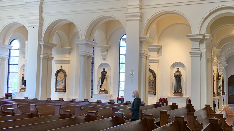 The Hush of a 7 A.M. Mass The Hush of a 7 A.M. Mass