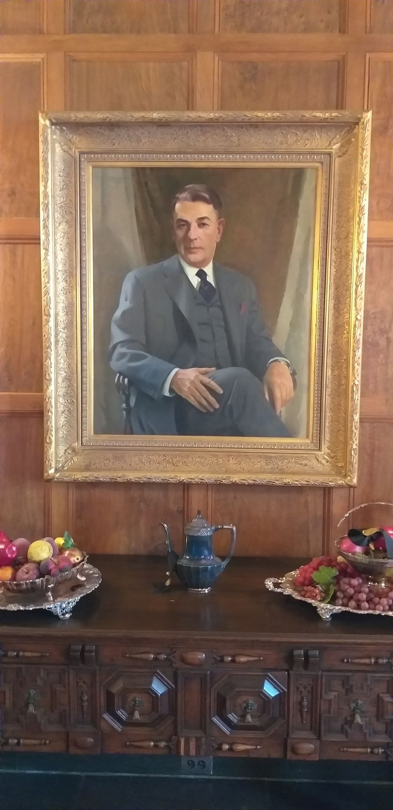 The Oil Baron Behind the Walls