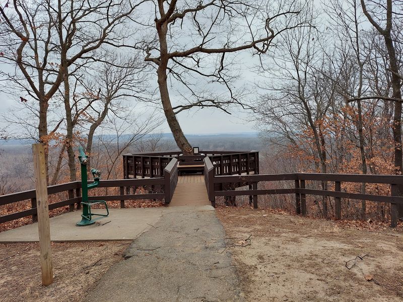 The Overlook That Peeks Into Kansas