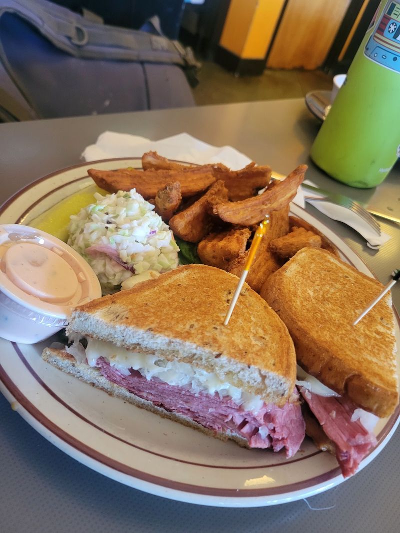 The Reuben That Earns the Detour The Reuben That Earns the Detour