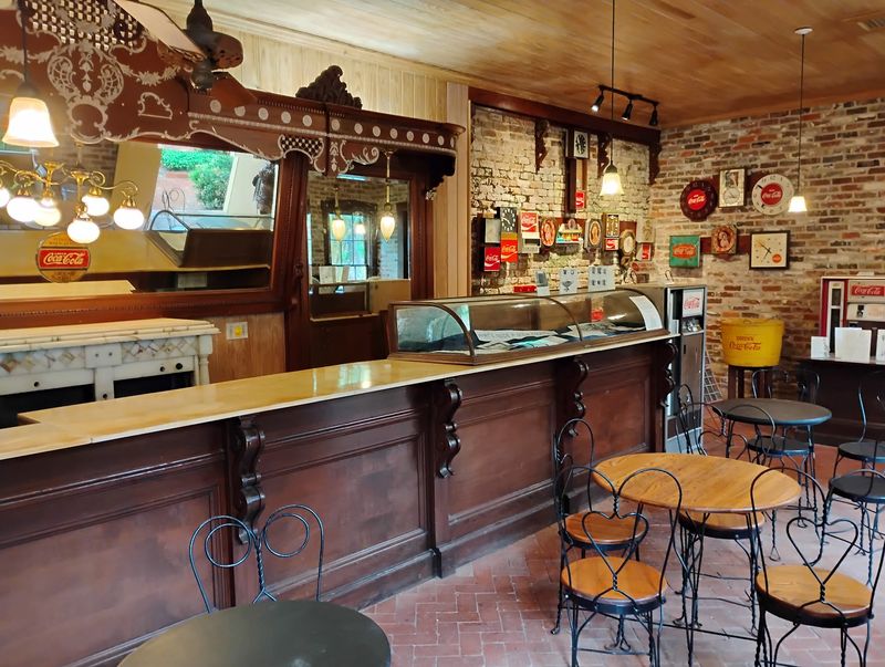 The Soda Fountain Behind the Museum The Soda Fountain Behind the Museum