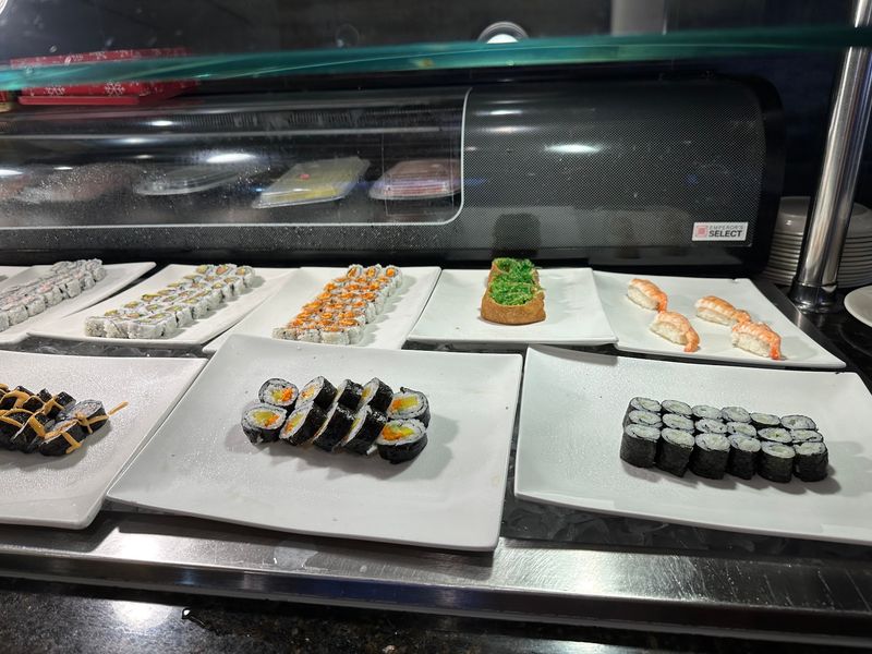 The Sushi Bar Steals the Spotlight The Sushi Bar Steals the Spotlight