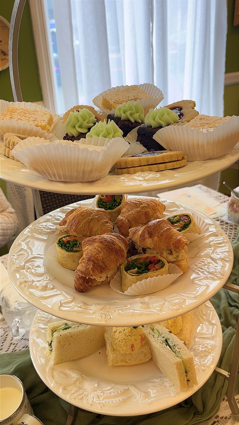 The Three-Tier Centerpiece The Three-Tier Centerpiece