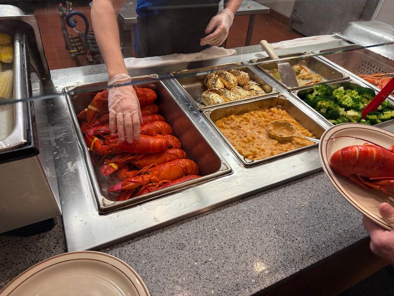 The Unlimited Steamed Lobster Station The Unlimited Steamed Lobster Station