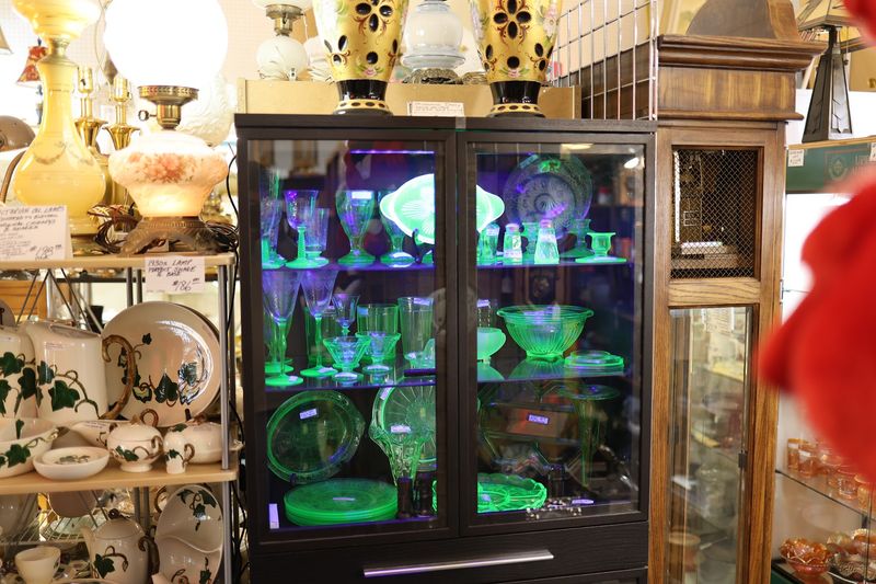 The Uranium Glass Room That Pulls Shoppers Back The Uranium Glass Room That Pulls Shoppers Back