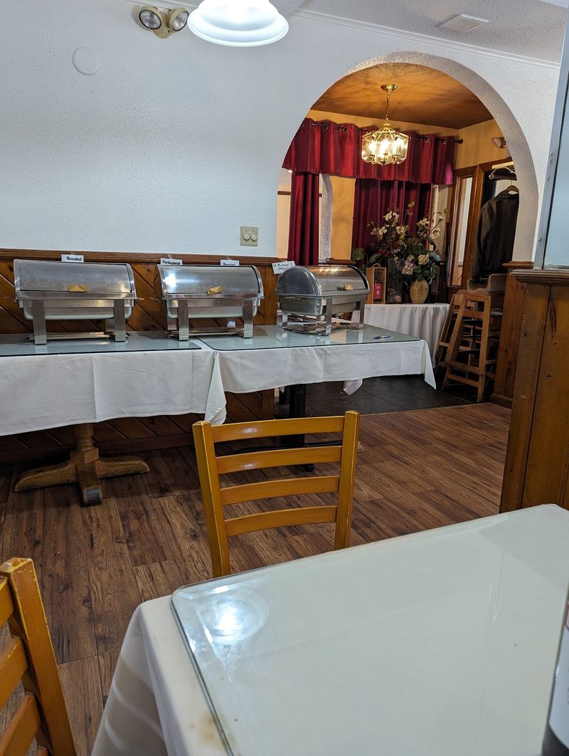 The Weekend Buffet Worth Planning Around