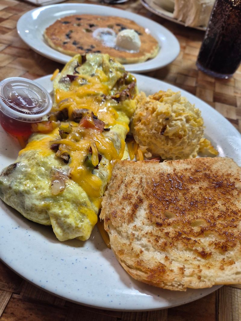 Thick Homemade Toast and an All-Day Breakfast Thick Homemade Toast and an All-Day Breakfast