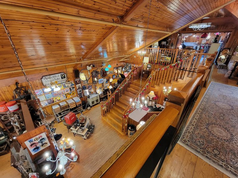 Three Floors of Different Finds Three Floors of Different Finds