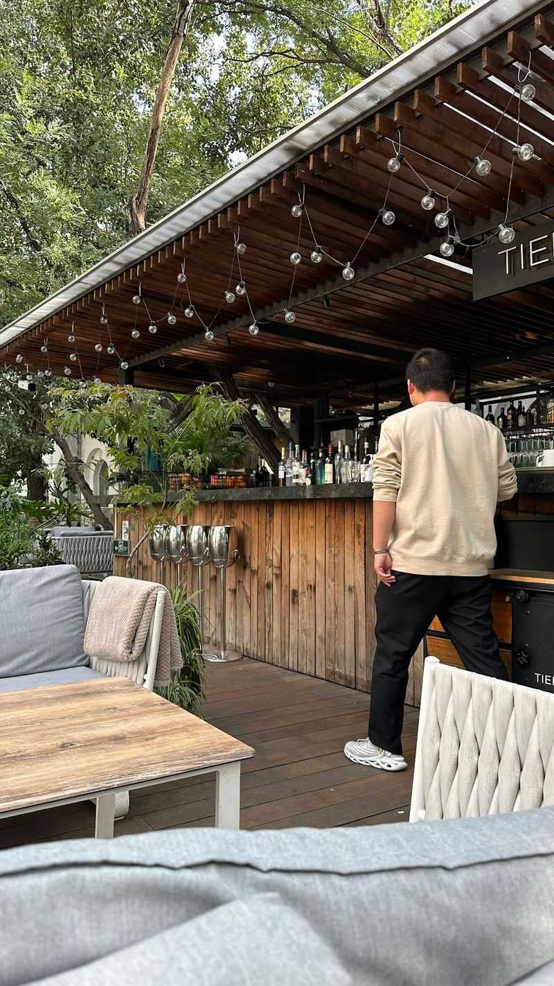 TiensTiens Café, Beijing, China