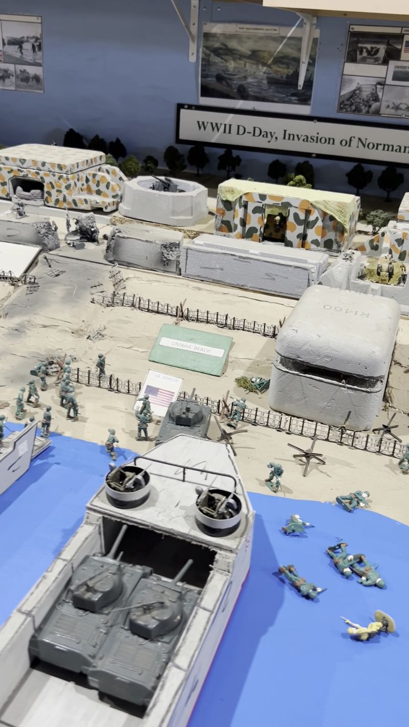 Tiny Battles on Display