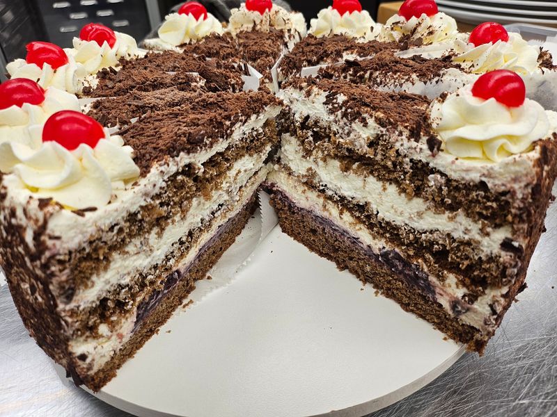 Tortes and Cakes Worth the Drive Tortes and Cakes Worth the Drive
