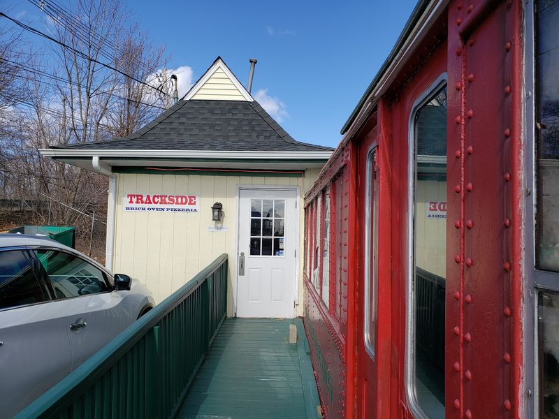 Trackside Brick Oven Pizzeria, Wallingford, Connecticut