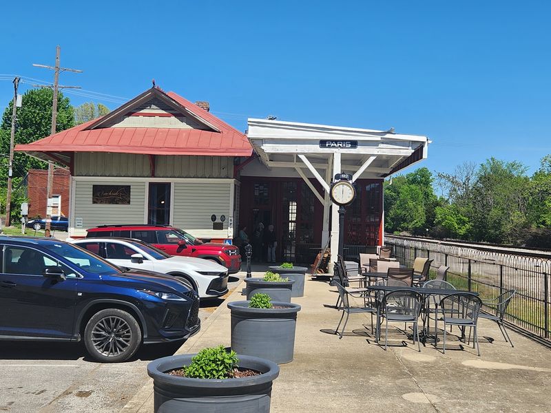 Trackside Restaurant & Bourbon Bar, Paris, Kentucky