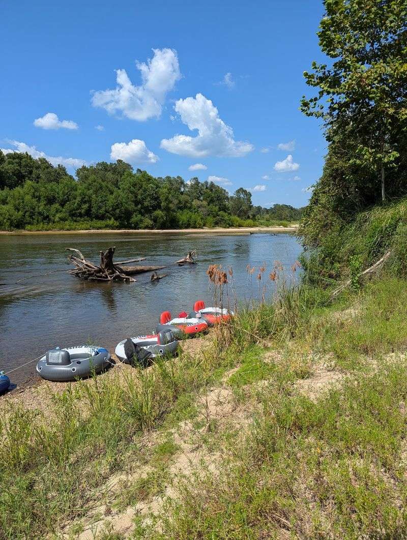 Tubing and Splashing on the Bogue Chitto River Tubing and Splashing on the Bogue Chitto River
