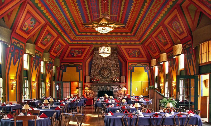 Twenty Feet of Painted Ceiling Twenty Feet of Painted Ceiling