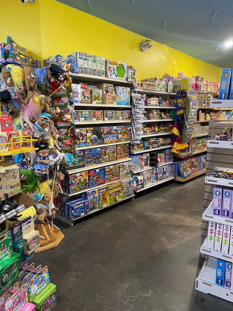 Twisty Puzzles, Brain Teasers, and Game Night Picks