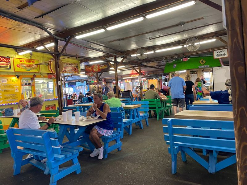 Two Food Courts Mean Nobody Shops Hungry Two Food Courts Mean Nobody Shops Hungry