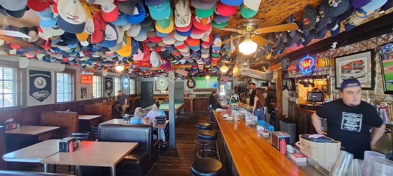 Two Sides, Two Moods: Restaurant and Bar