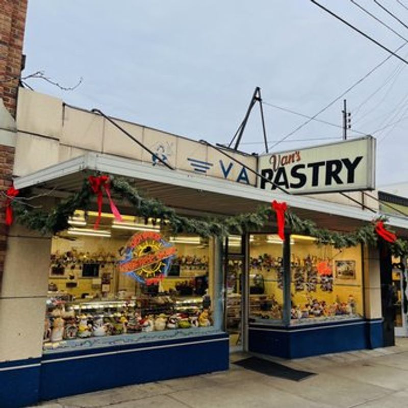 Van's Pastry Shoppe, Grand Rapids, Michigan Van's Pastry Shoppe, Grand Rapids, Michigan
