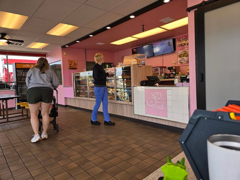 Vee and the Family Behind the Counter