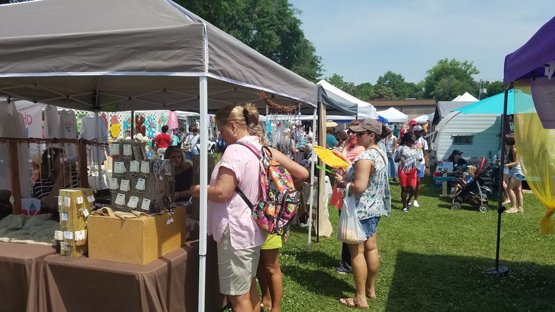 Vendors Who Travel the Whole South
