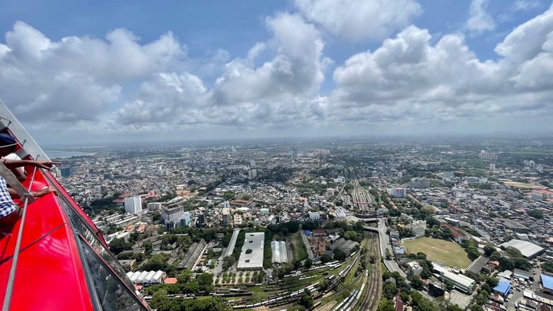 Views That Go Full Circle Views That Go Full Circle