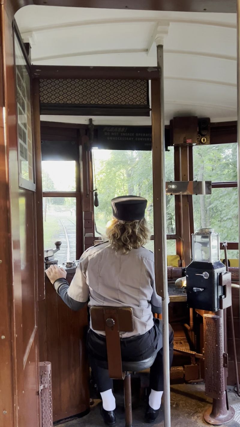 Volunteers Who Keep the Wheels Turning