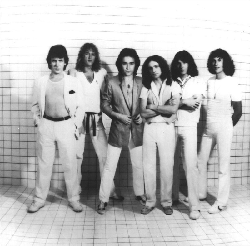 Waiting for a Girl Like You by Foreigner Waiting for a Girl Like You by Foreigner