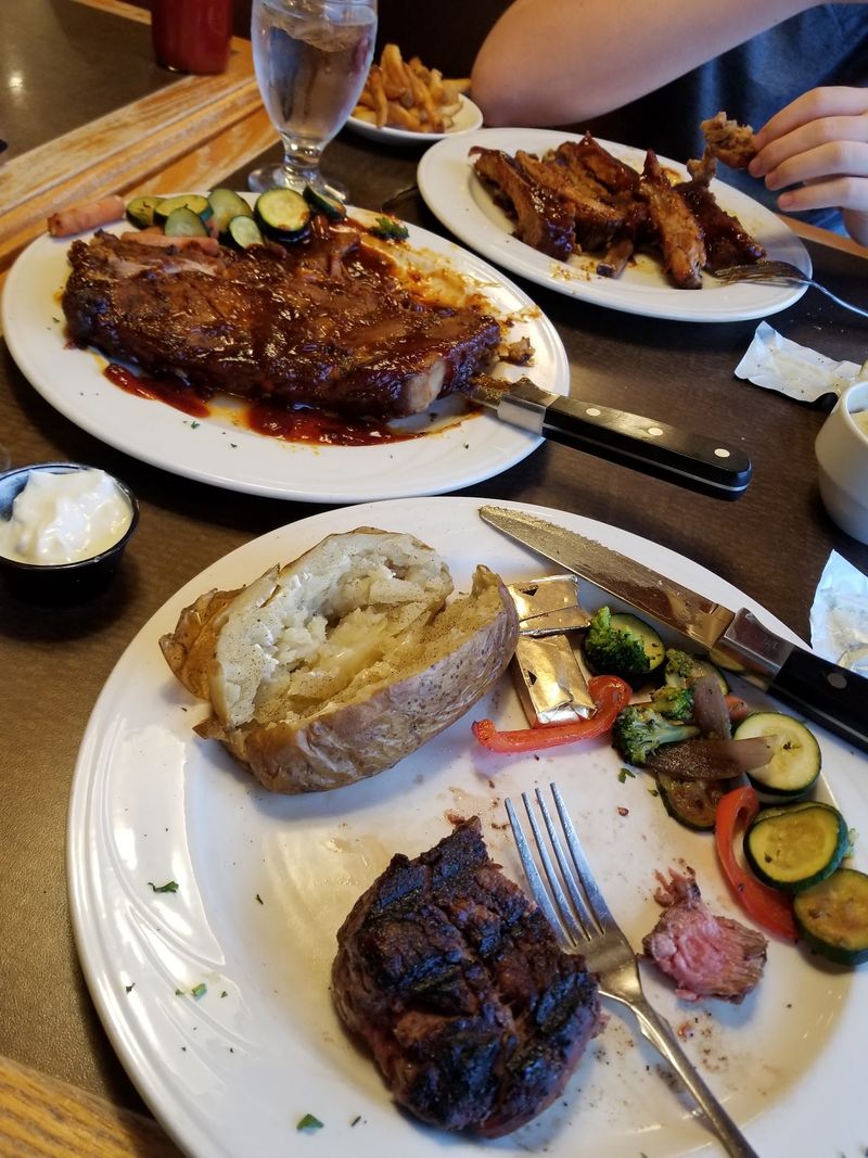 Walleye, Steaks and Lakeside Dining Walleye, Steaks and Lakeside Dining