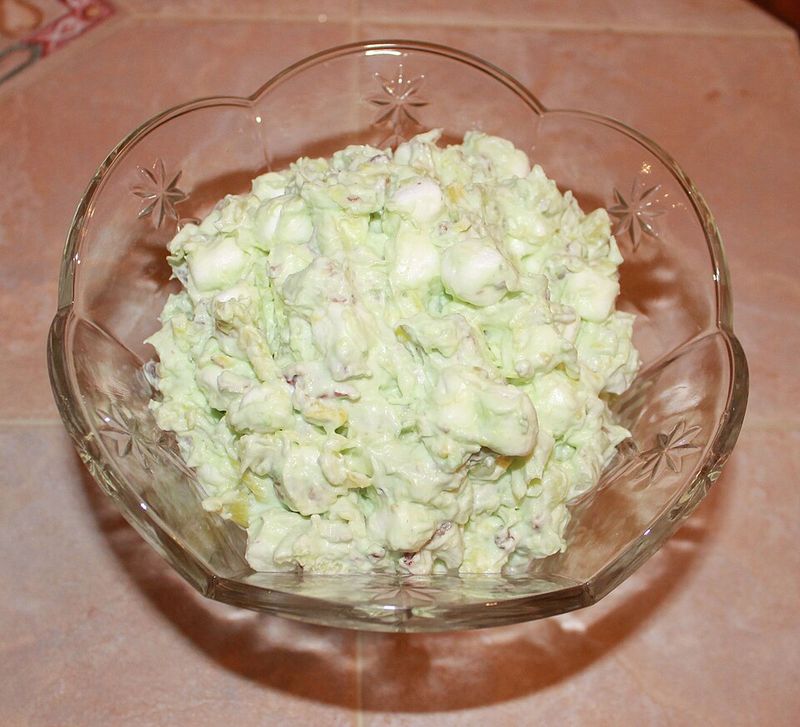 Watergate Salad (Pistachio Fluff) Watergate Salad (Pistachio Fluff)