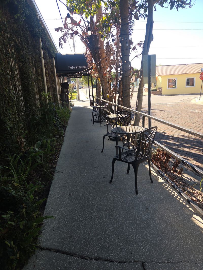 Weekend Brunch, Patio Seats, and Live Music Weekend Brunch, Patio Seats, and Live Music