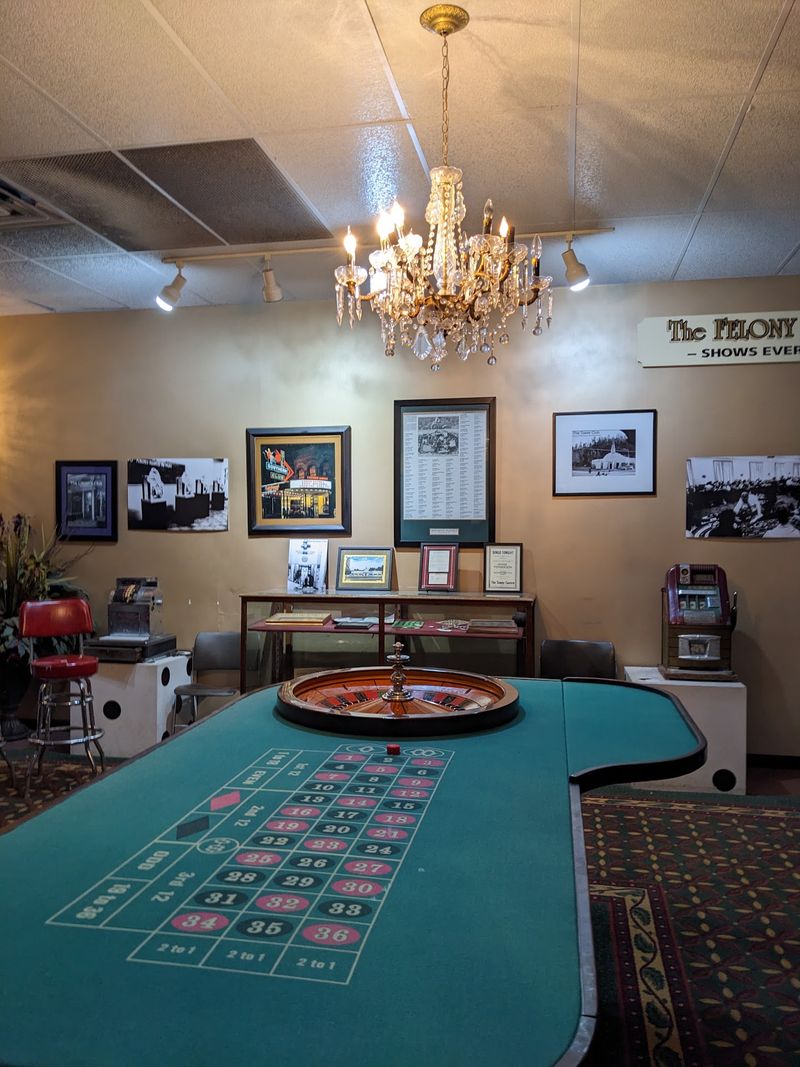 Why Mobsters Chose a Spa Town