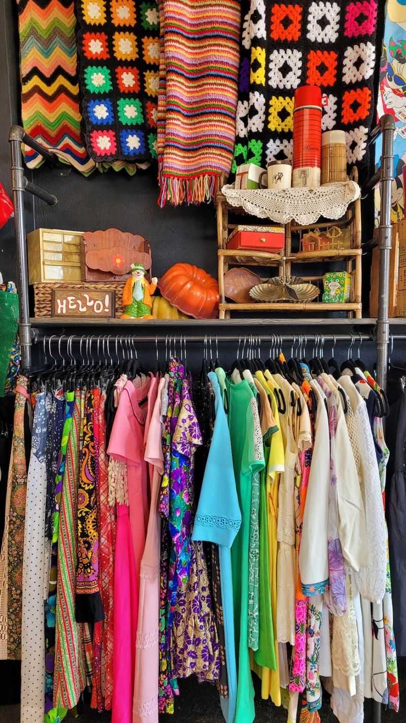 Why Shoppers Keep Coming Back Why Shoppers Keep Coming Back
