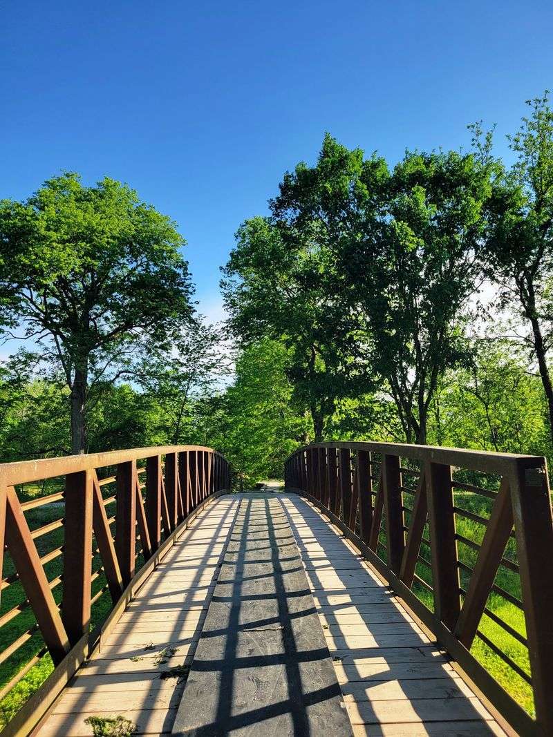 Why the Old Towpath Earns the Drive