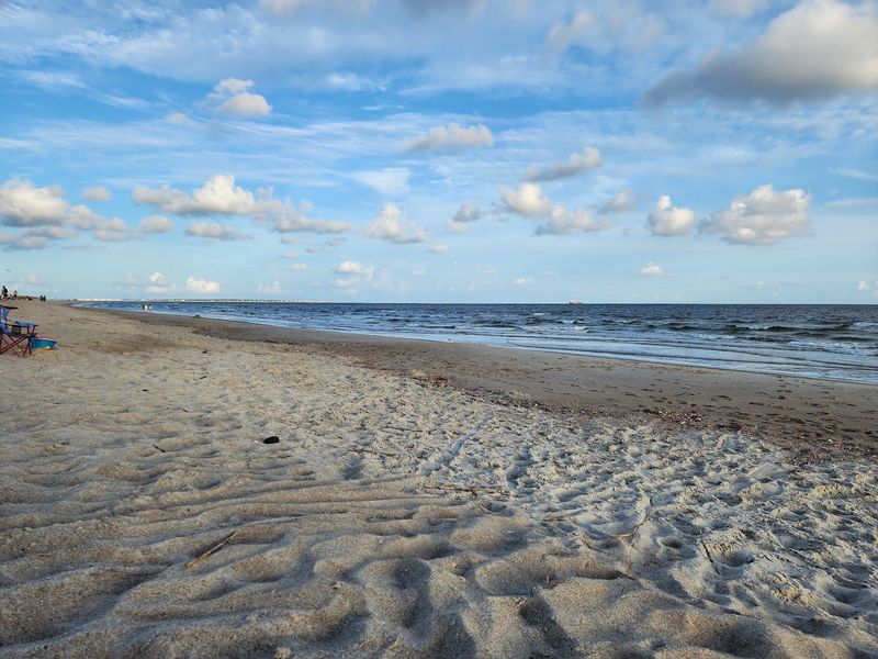 Why the Simple Beach Wins Hearts Why the Simple Beach Wins Hearts