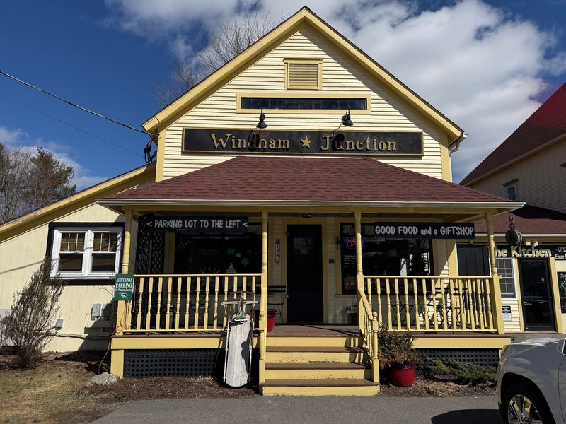 Windham Junction Country Gift Shop & Kitchen, Windham, New Hampshire