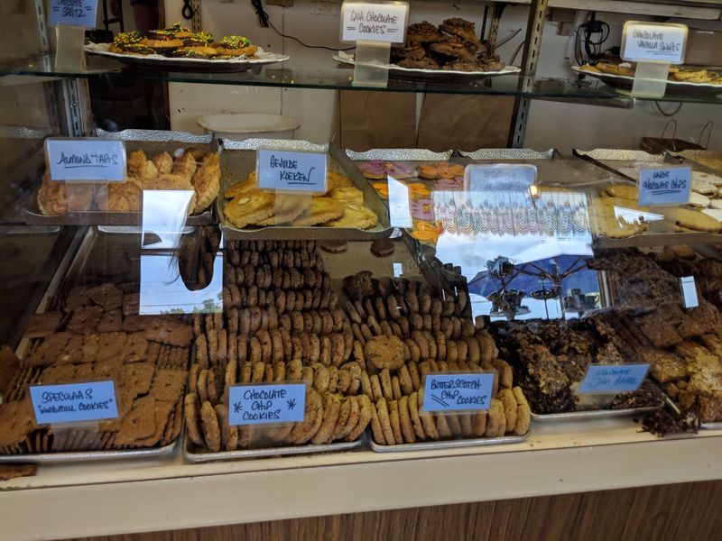 Windmill Cookies and Other Dutch Treasures