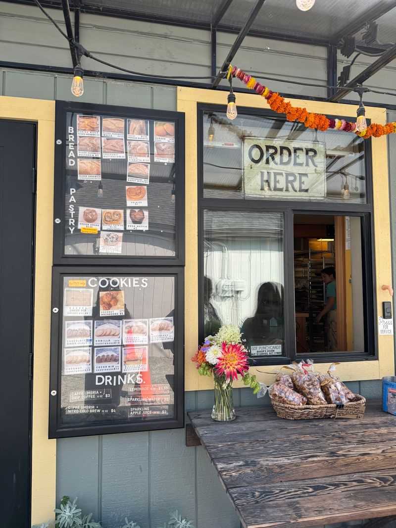 Window Orders, Picnic Tables, and Friendly Faces Window Orders, Picnic Tables, and Friendly Faces
