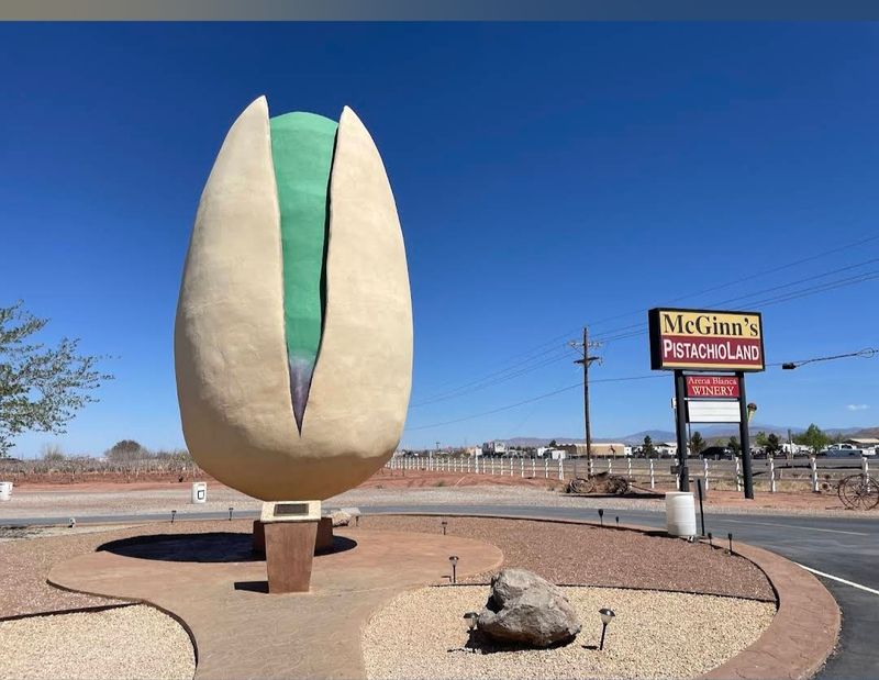 World's Largest Pistachio, Alamogordo, New Mexico