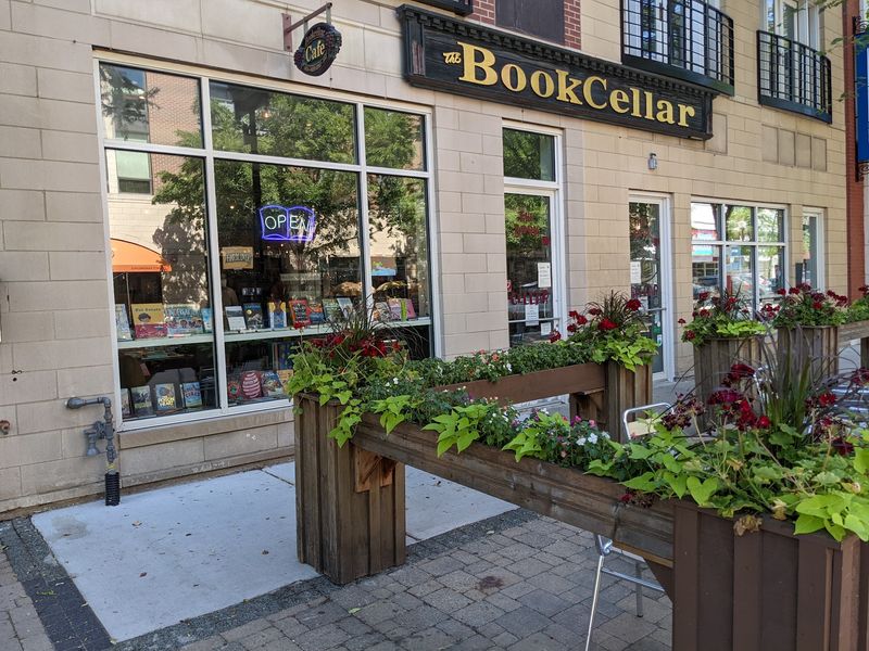 Years as a Lincoln Square Fixture Years as a Lincoln Square Fixture