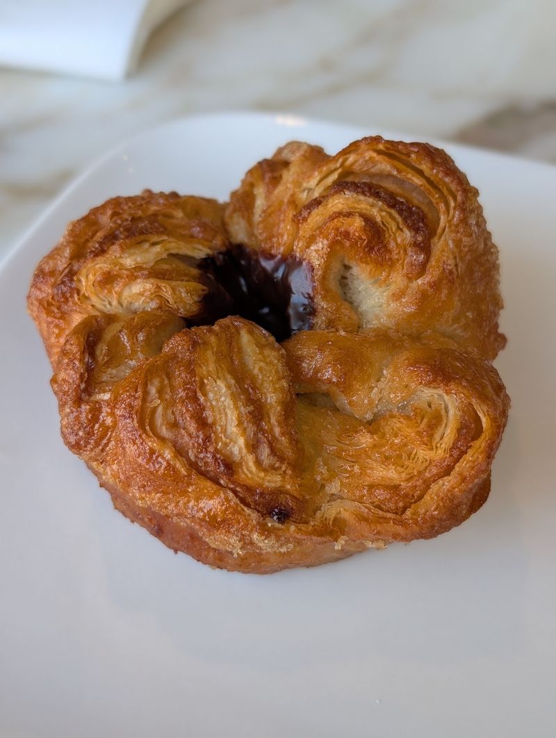 b. patisserie b. patisserie