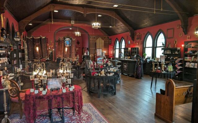 Shopping for Crystals Takes You Inside an 1896 Church in New Jersey