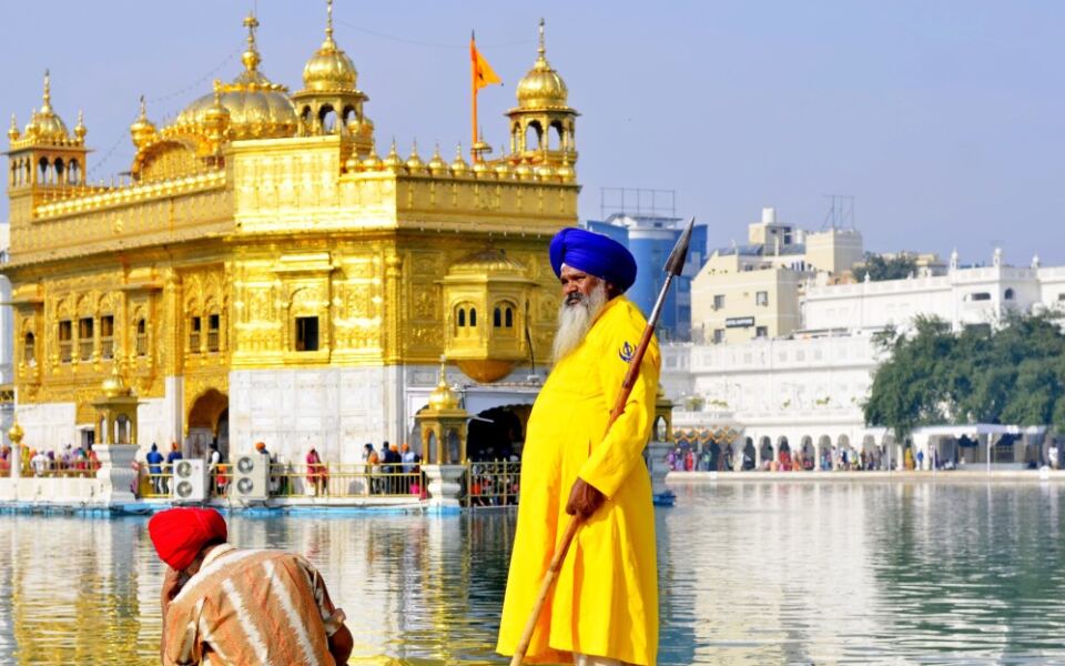 15 Incredible Details Behind Amritsar’s Golden Temple